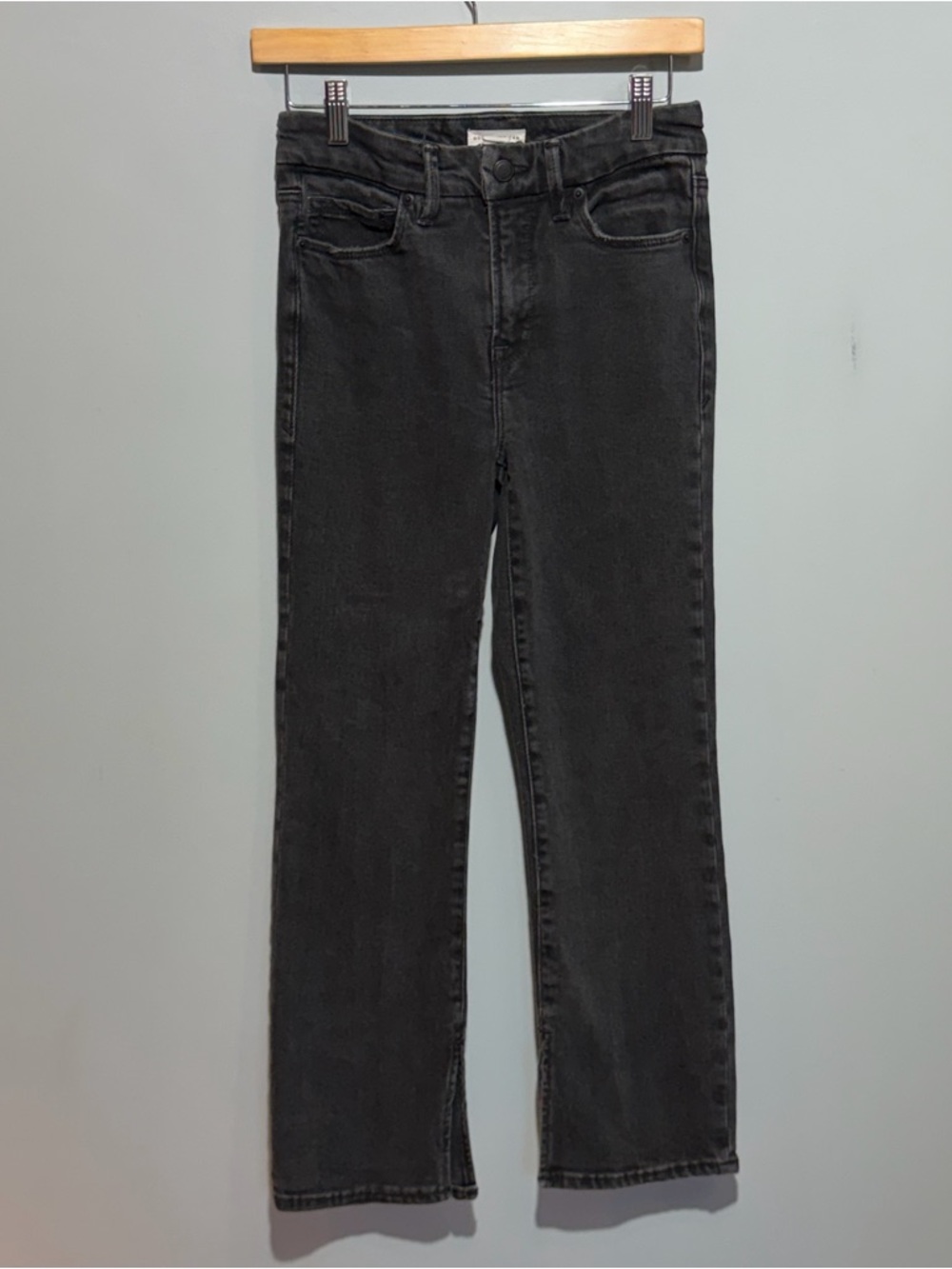 Good American "Good Legs Straight Cropped" Washed Black Jeans